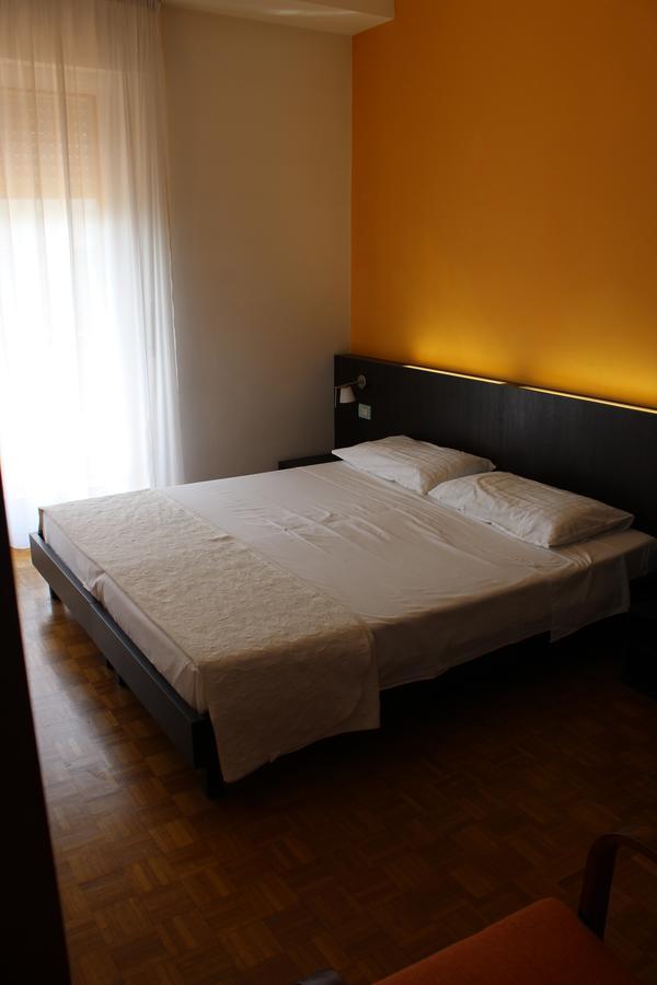 Garni Domus Mea Hotel เมราโน ภายนอก รูปภาพ